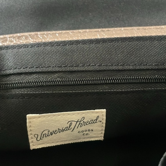 UNIVERSAL THREAD Flap Crossbody Bag - Metallic Bronze chain link purse New - Picture 2 of 9